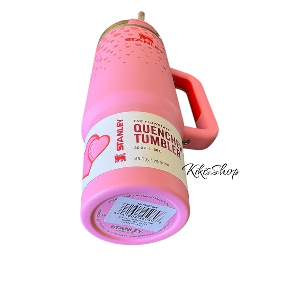 Stanley 30 oz Stainless Steel H2.0
Flowstate Quencher Tumbler Sweet
Hearts - Picture 10 of 10